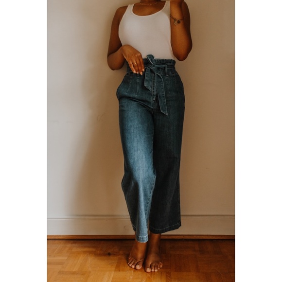 Madewell Paperbag Jeans in Flannigan Wash - Picture 2 of 8